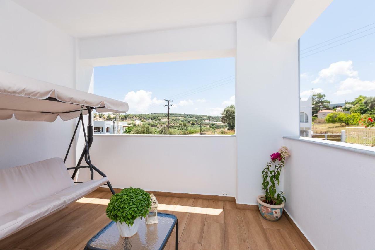 Nisos Villa, Pool & Heated Spawhirlpool, Walking To Beach, By Thinkvilla Sfáka Exteriör bild